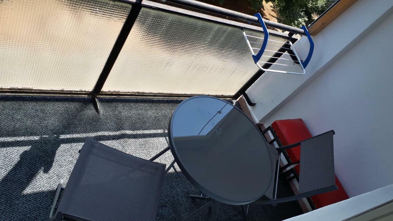 Angi Apartman- Nagyszeru Elhelyezkedes, Vendegkozpontu Szallashely-Szolgaltatas Apartment Harkany Bagian luar foto
